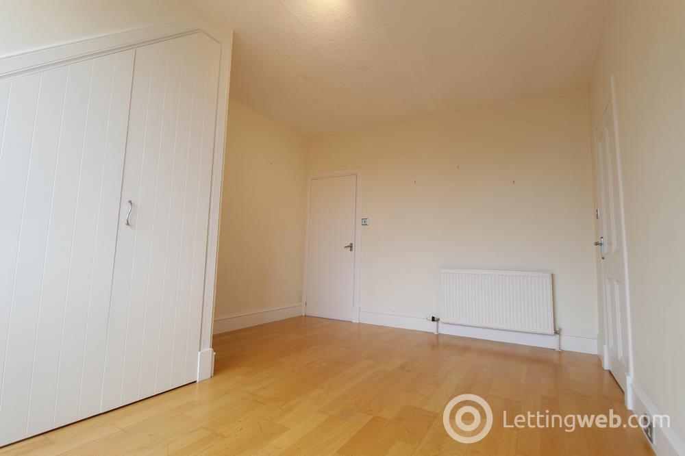 Property to rent in Beaconsfield Place, Top Floor, AB15