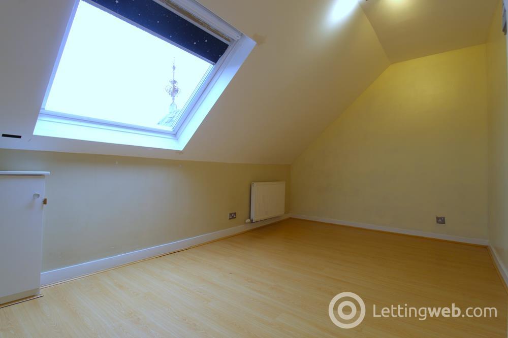 Property to rent in Beaconsfield Place, Top Floor, AB15