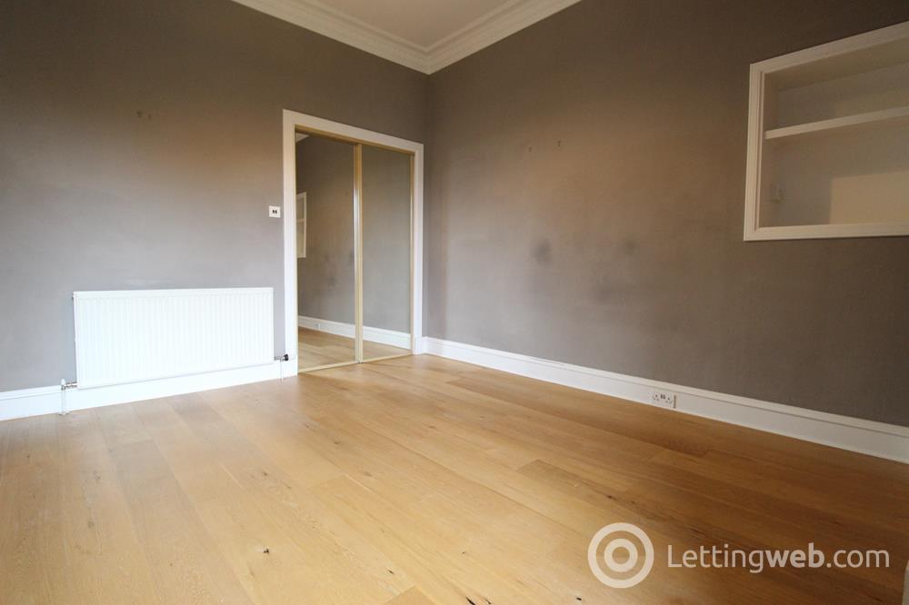 Property to rent in Beaconsfield Place, Top Floor, AB15