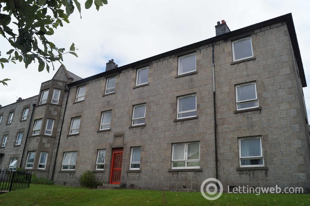 Property to rent in Bedford Avenue, Flat E, Second Floor, AB24