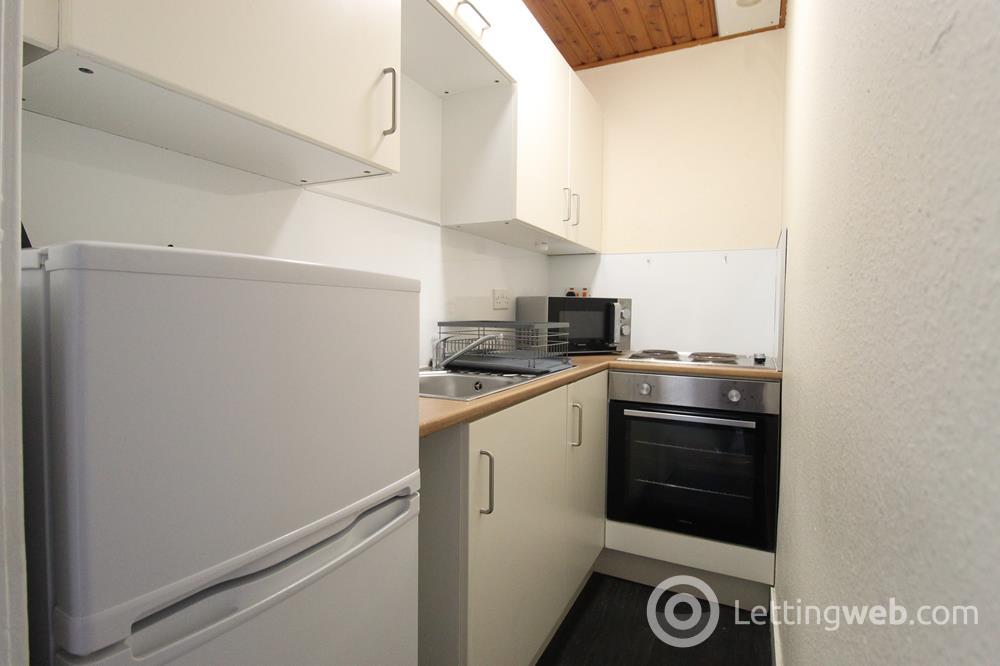 Property to rent in Holland Street, Ground Floor Right, AB25