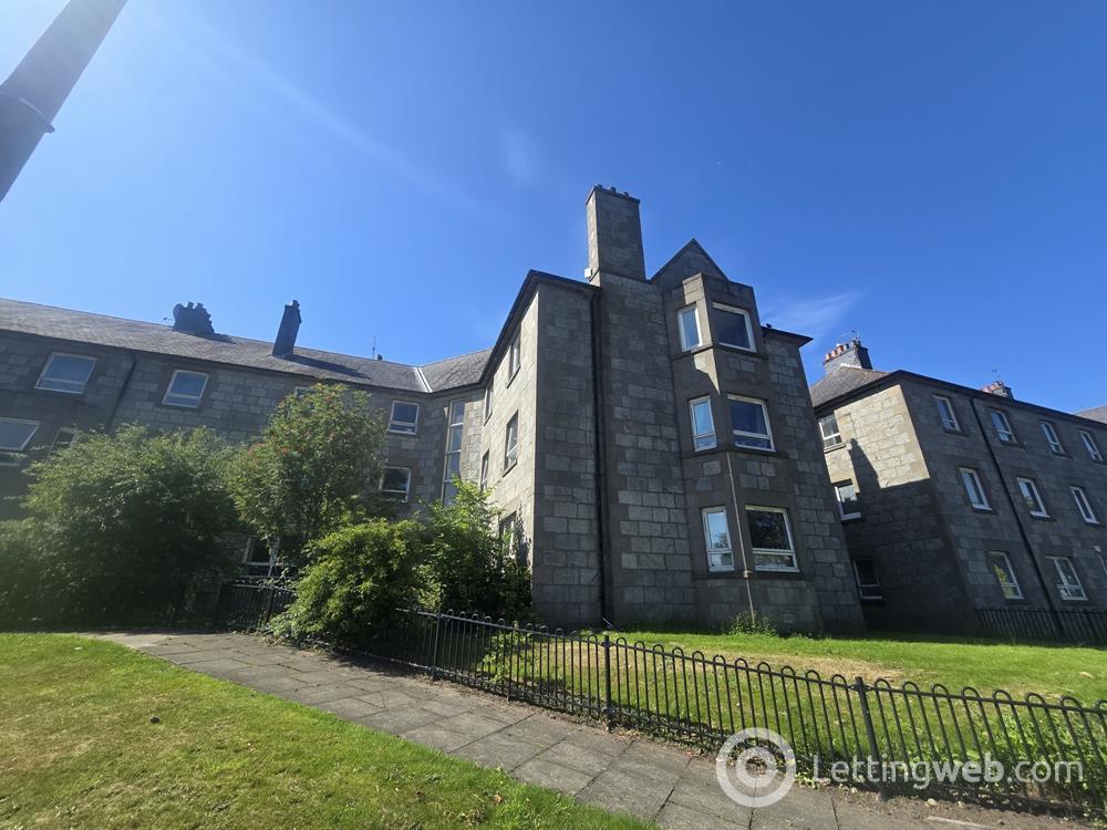 Property to rent in Powis Crescent, First Floor, AB24