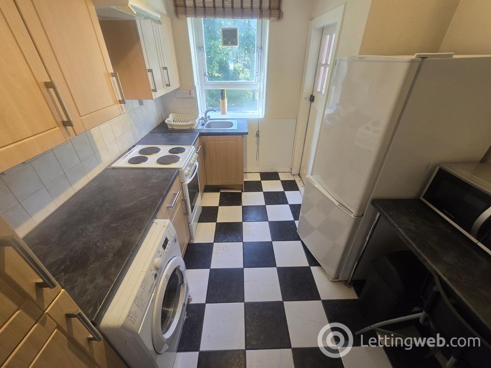 Property to rent in Powis Crescent, First Floor, AB24