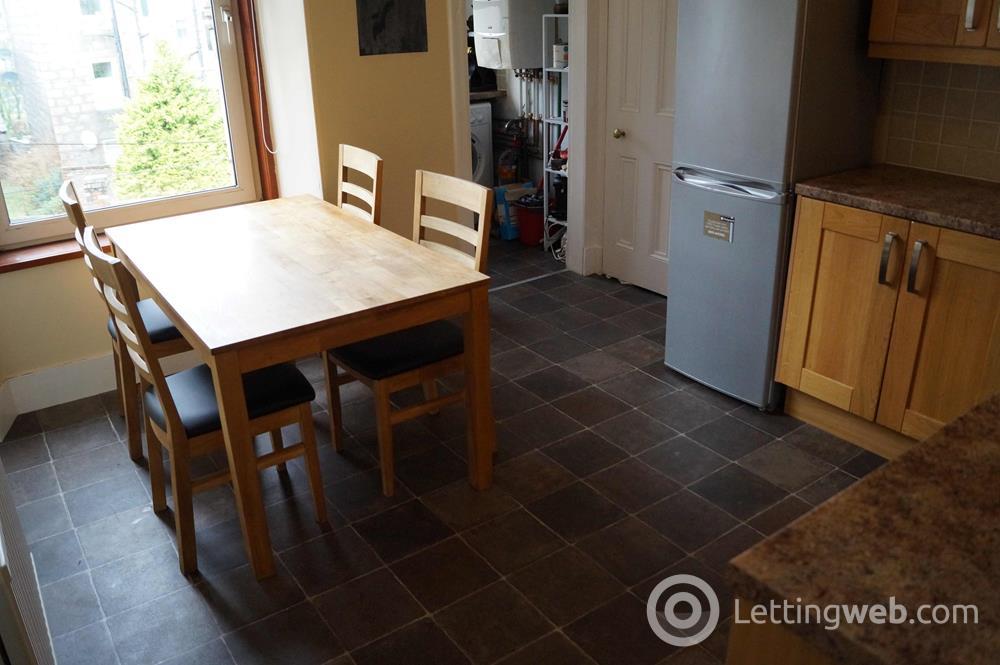 Property to rent in Erskine Street, Top floor, AB24