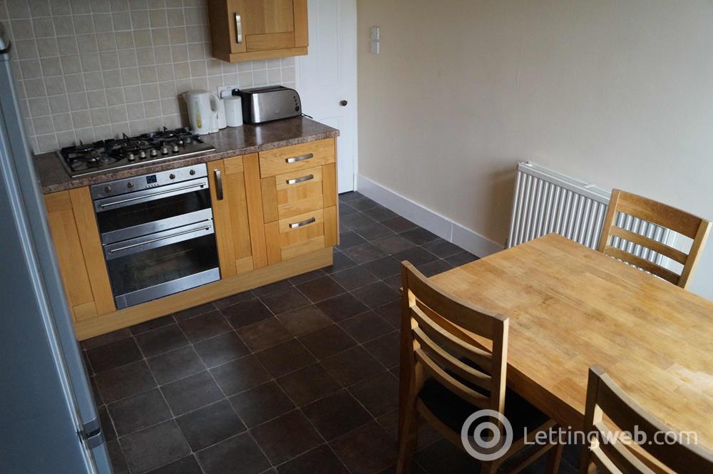 Property to rent in Erskine Street, Top floor, AB24