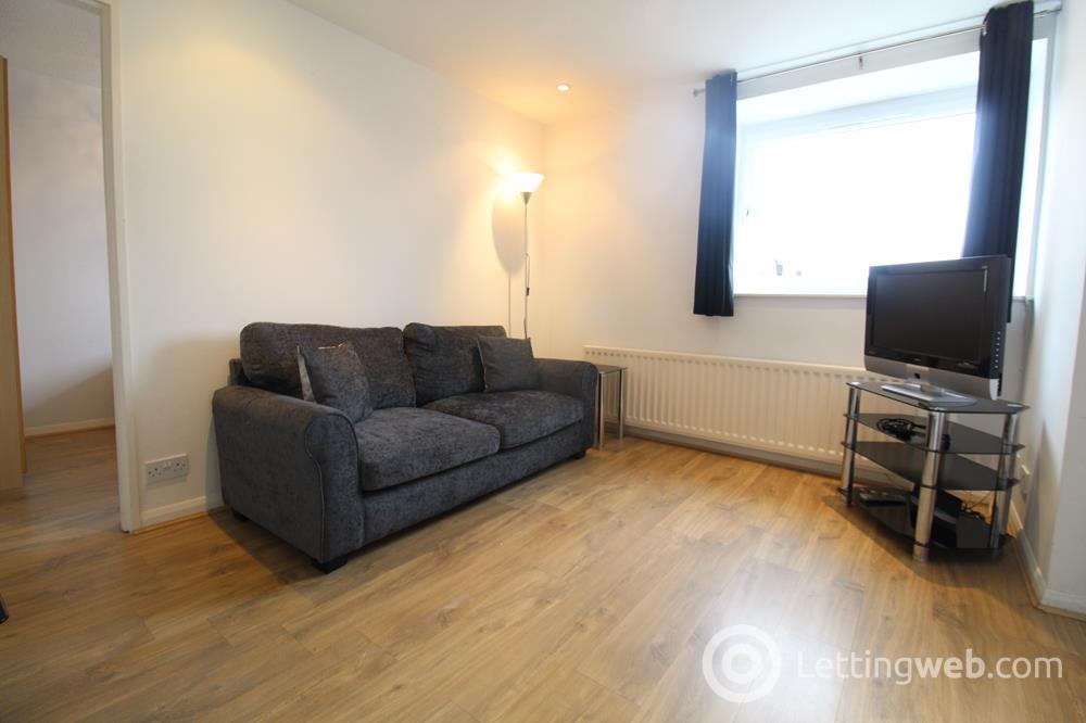 Property to rent in Gairn Terrace, Top floor, AB10