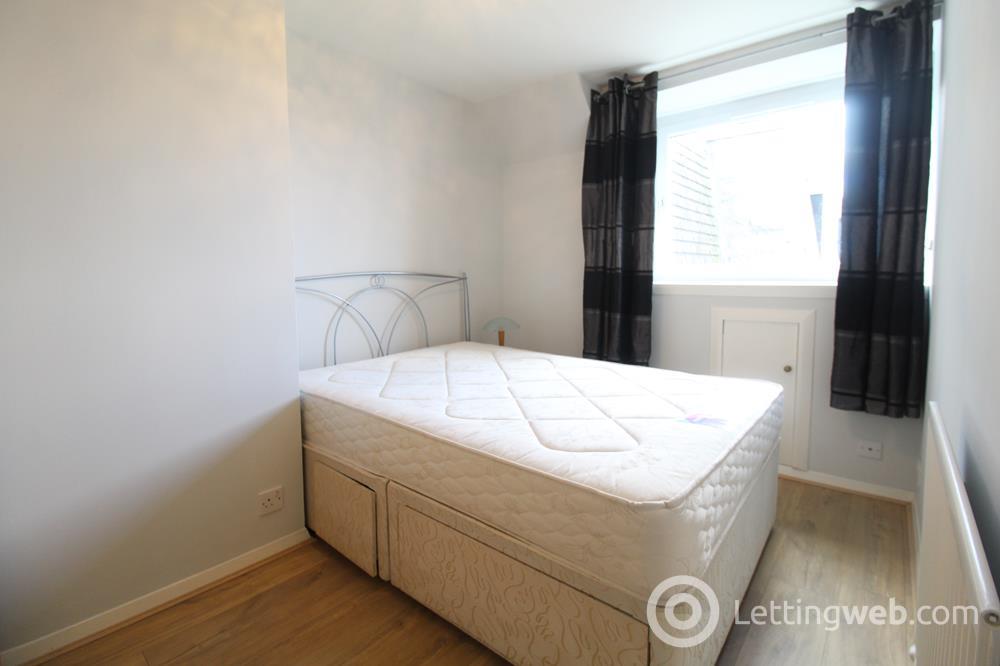 Property to rent in Gairn Terrace, Top floor, AB10