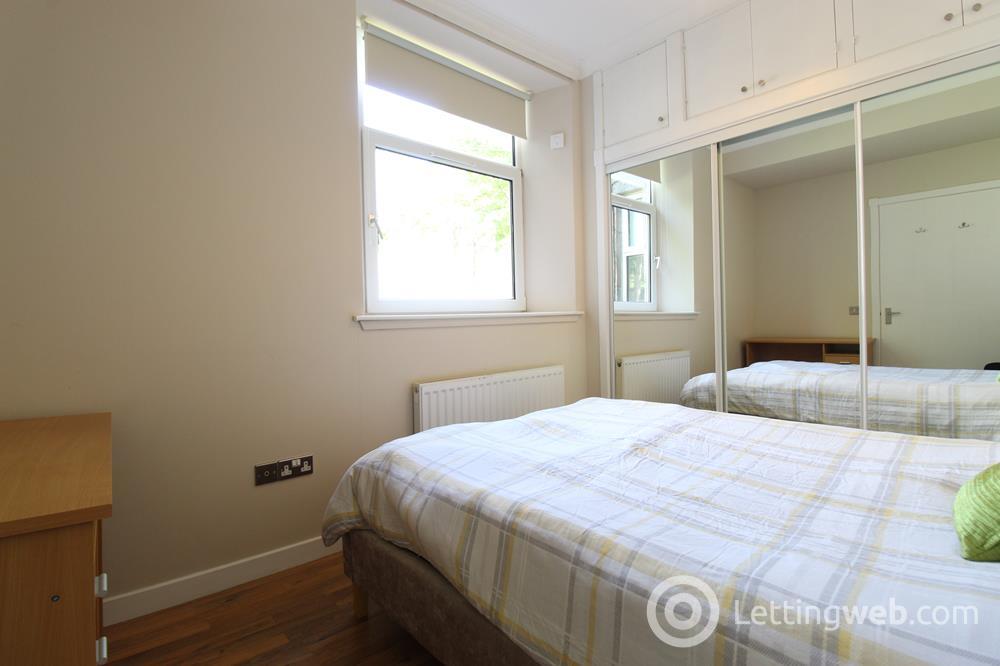 Property to rent in Union Grove, Ground Right