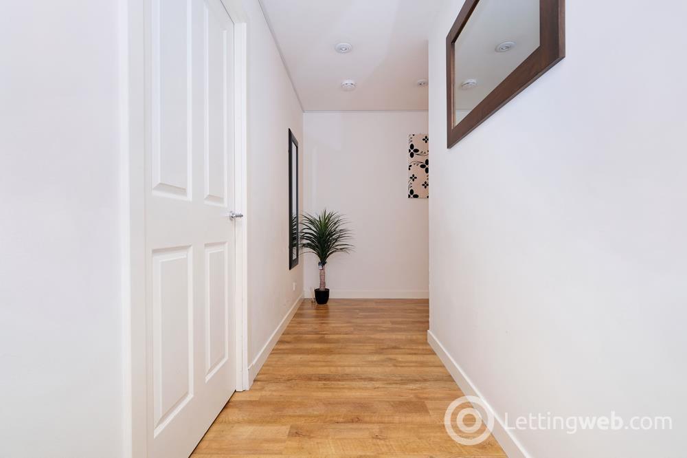 Property to rent in Market Street, Flat , AB11