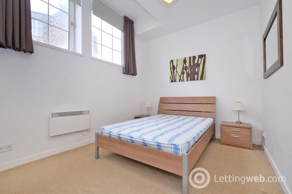 Property to rent in Market Street, Flat , AB11