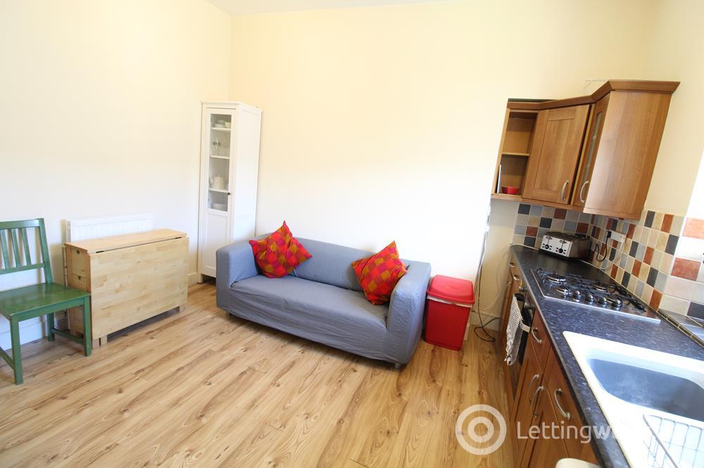 Property to rent in Roslin Street, Top Floor, AB24