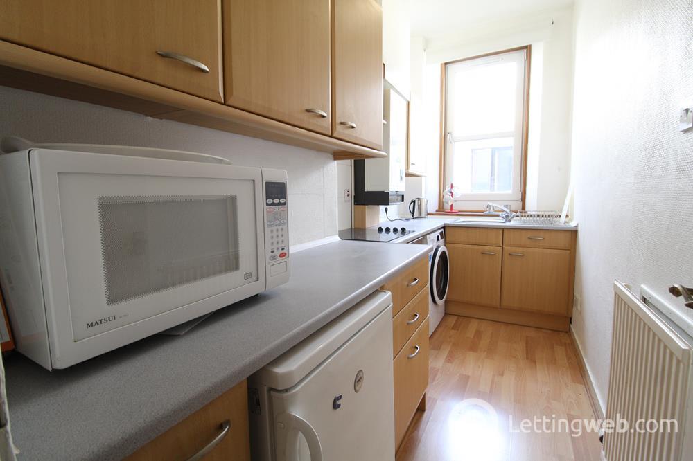 Property to rent in Chapel Street, First Floor, AB10