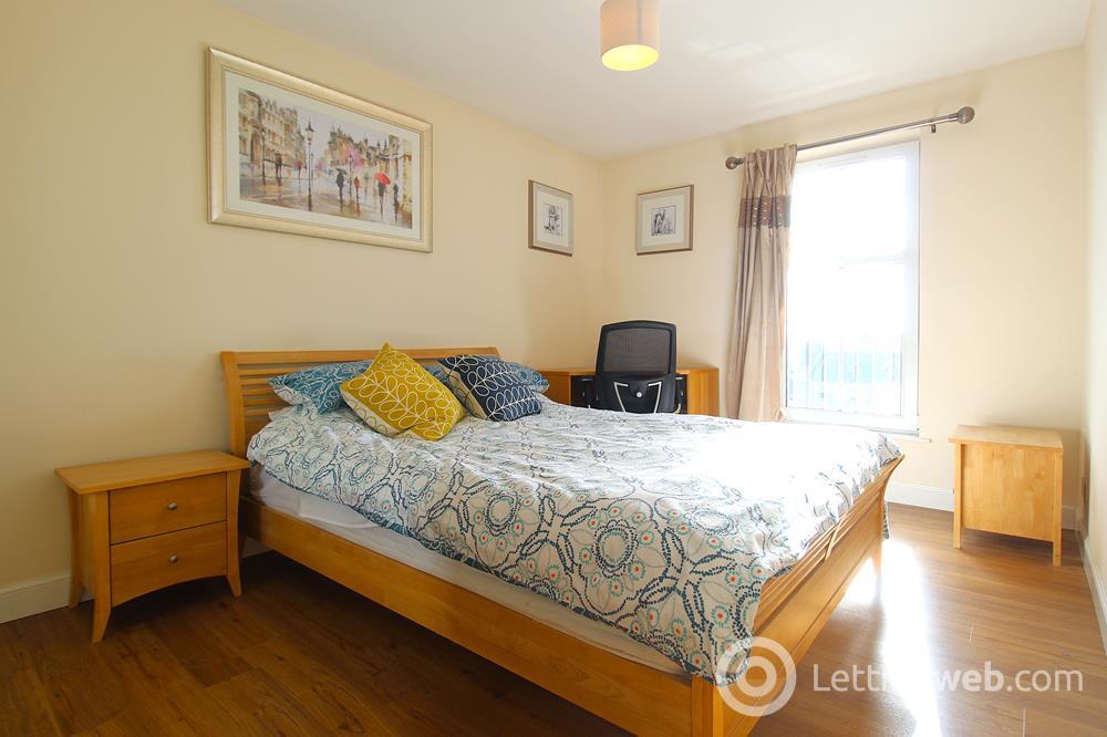 Property to rent in Rubislaw Mansions, Aberdeen, AB15