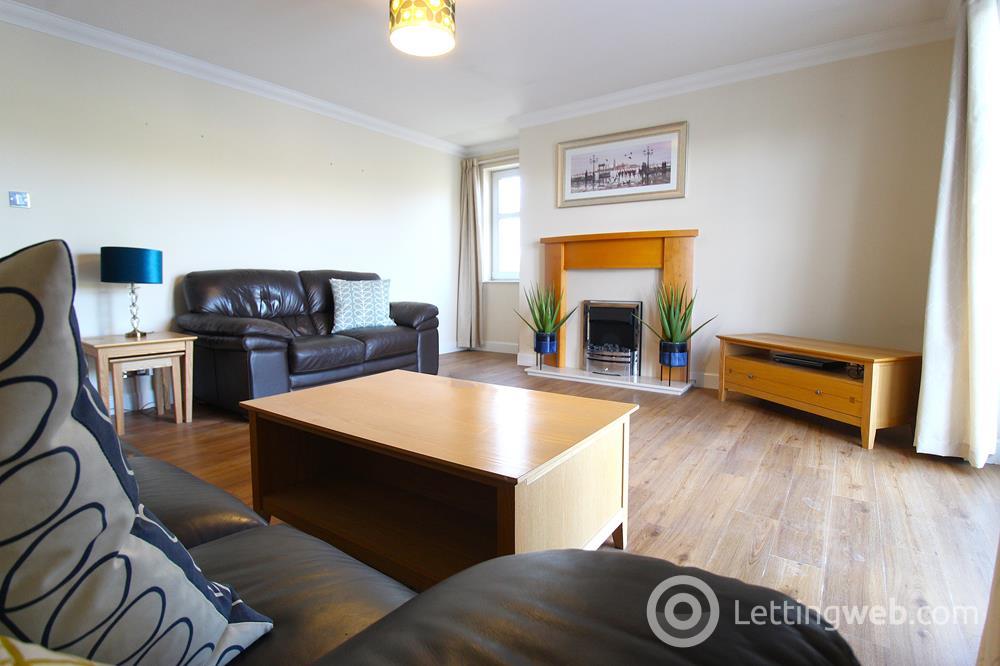 Property to rent in Rubislaw Mansions, Aberdeen, AB15