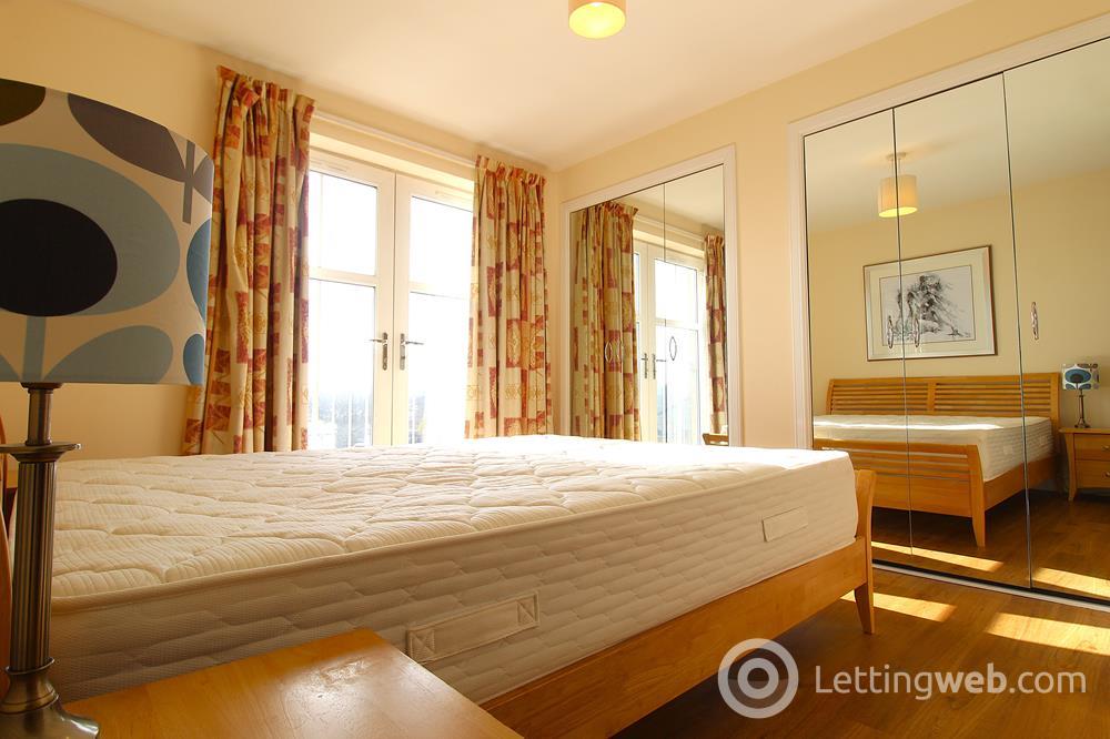 Property to rent in Rubislaw Mansions, Aberdeen, AB15
