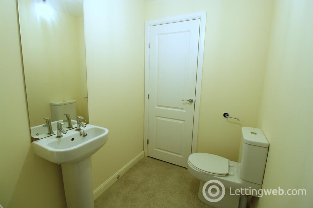 Property to rent in Burnside Walk, Dyce, AB21