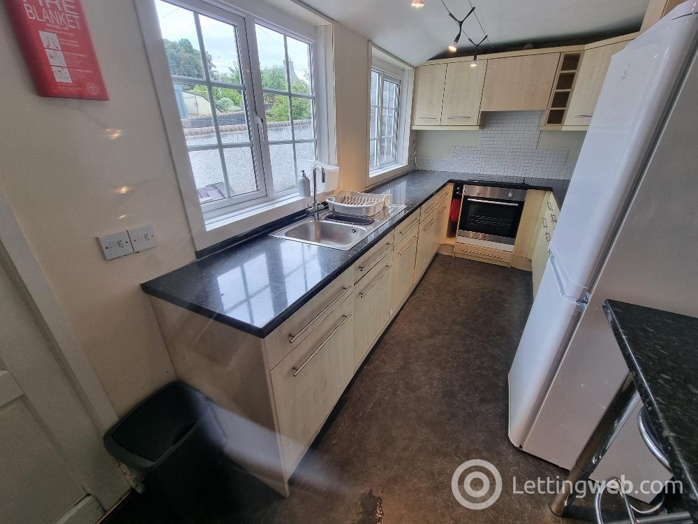 Property to rent in Bedford Place, Aberdeen, AB24