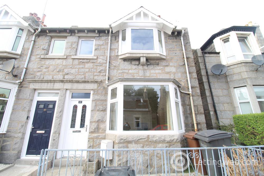 Property to rent in Erskine Street, Aberdeen