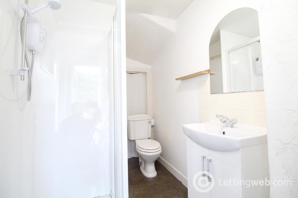 Property to rent in Erskine Street, Aberdeen