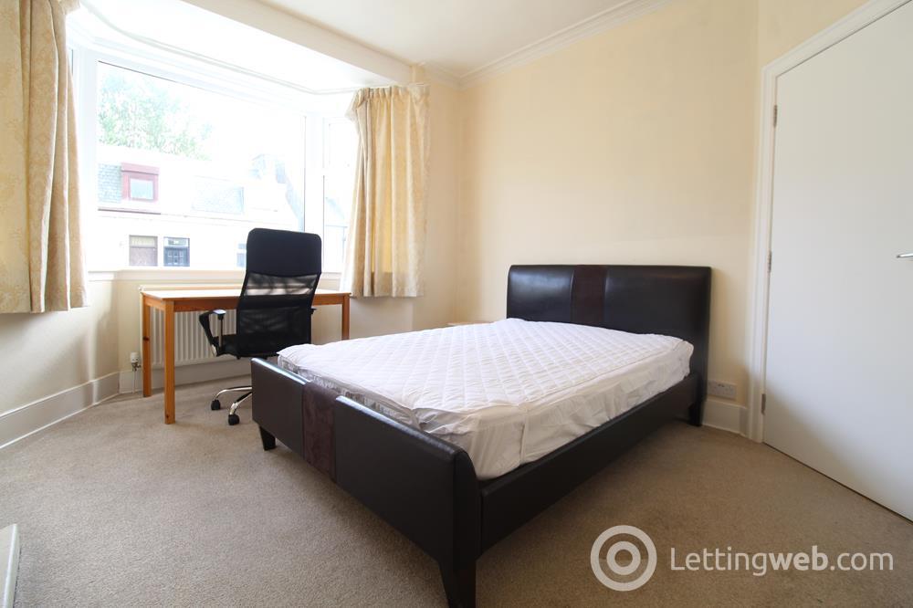 Property to rent in Erskine Street, Aberdeen