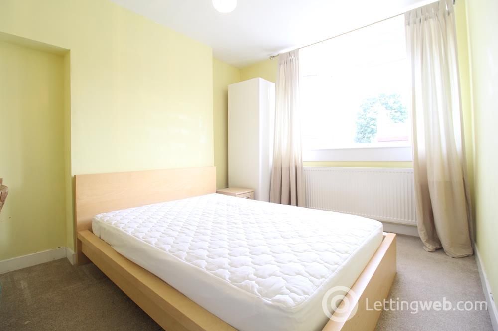 Property to rent in Erskine Street, Aberdeen