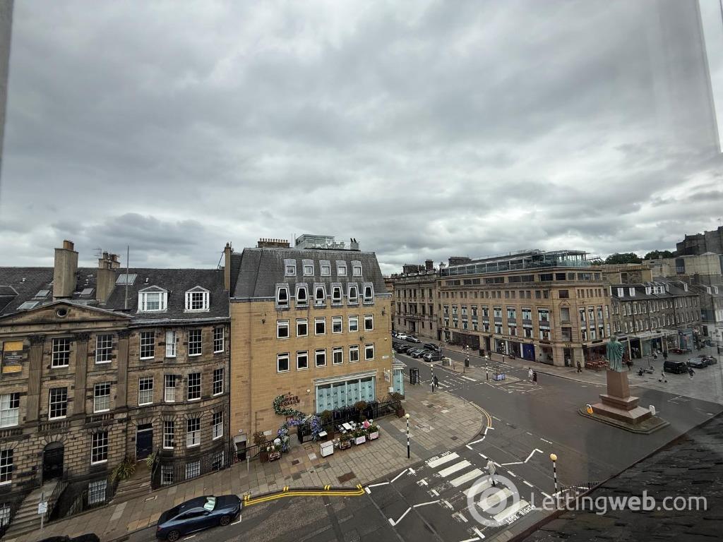 Property to rent in North Castle Street, Central, Edinburgh, EH2 3BN