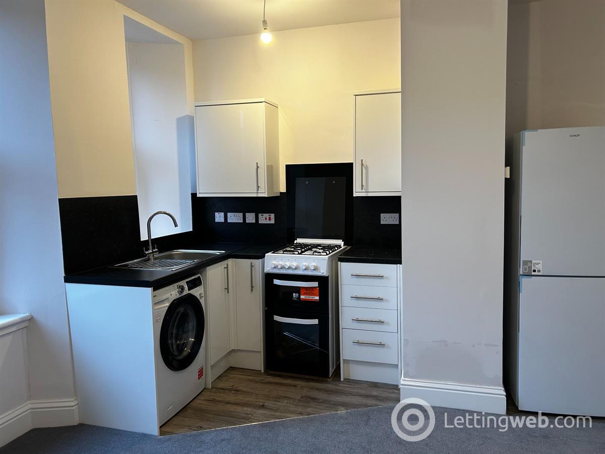 Property to rent in North Erskine Street, Dundee