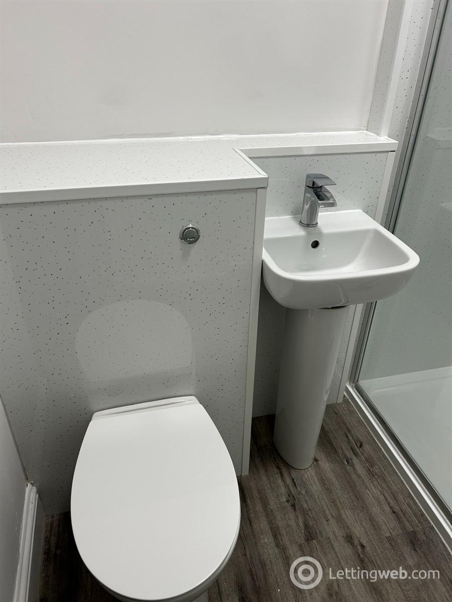 Property to rent in North Erskine Street, Dundee