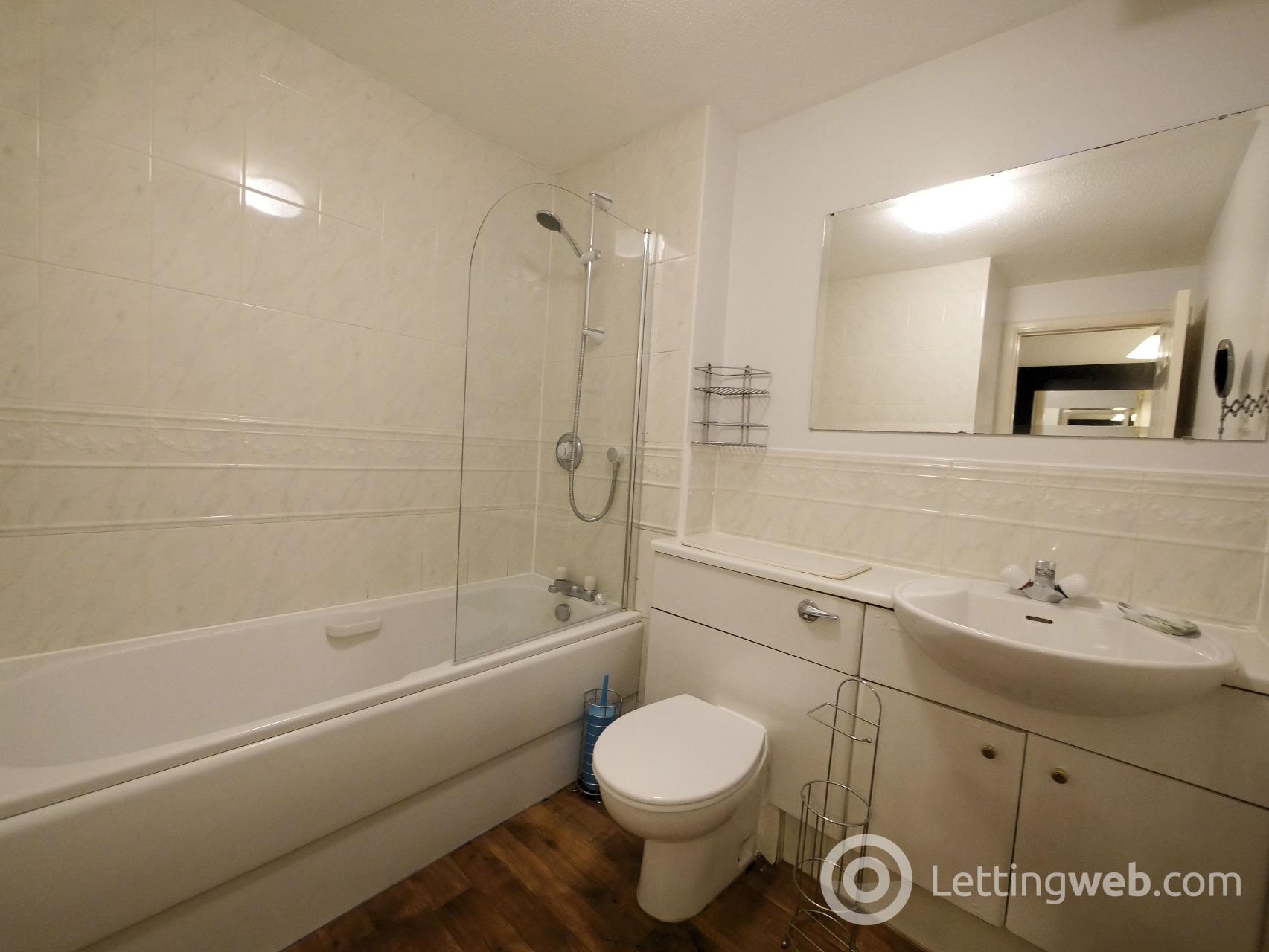 Property to rent in Russell Gardens, Roseburn, Edinburgh, EH12 5PG