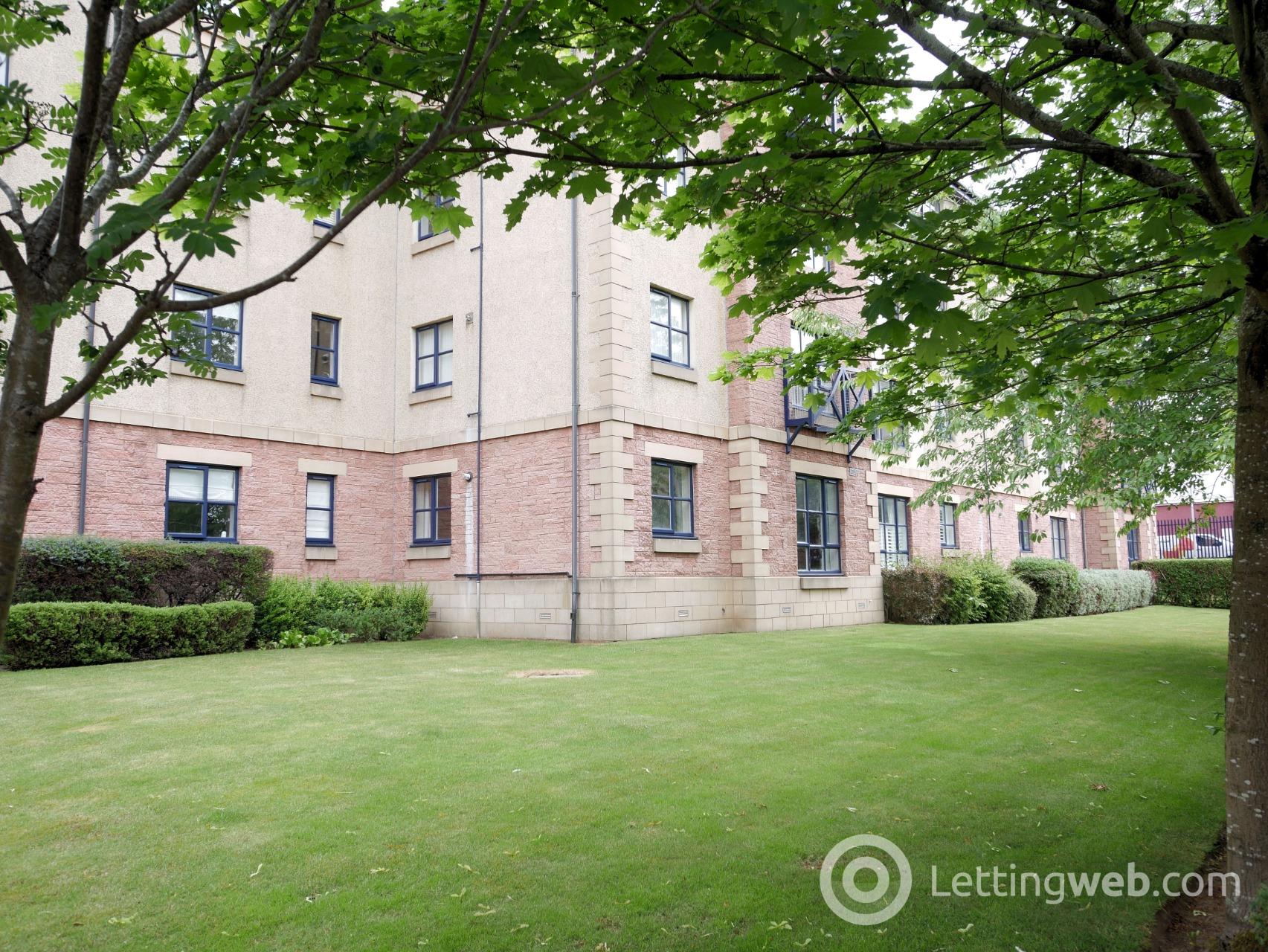 Property to rent in Russell Gardens, Roseburn, Edinburgh, EH12 5PG