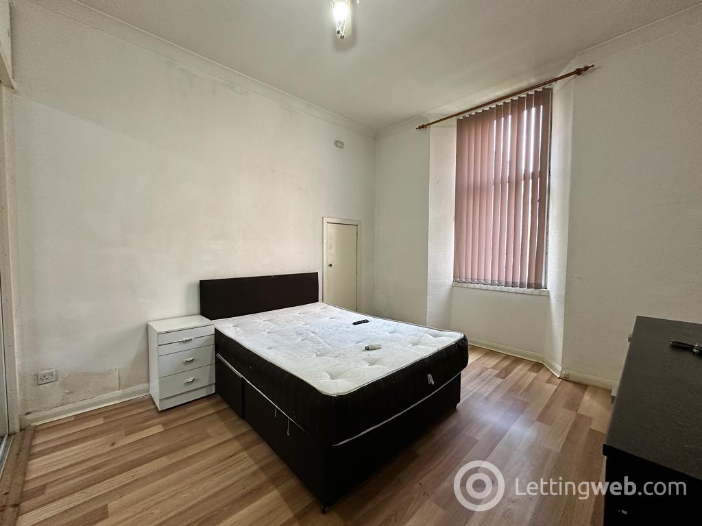 Property to rent in 11 Gray Street Flat 0-2 Glasgow G3 7TX