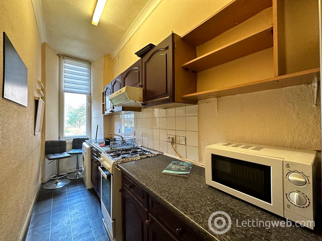 Property to rent in 11 Gray Street Flat 0-2 Glasgow G3 7TX