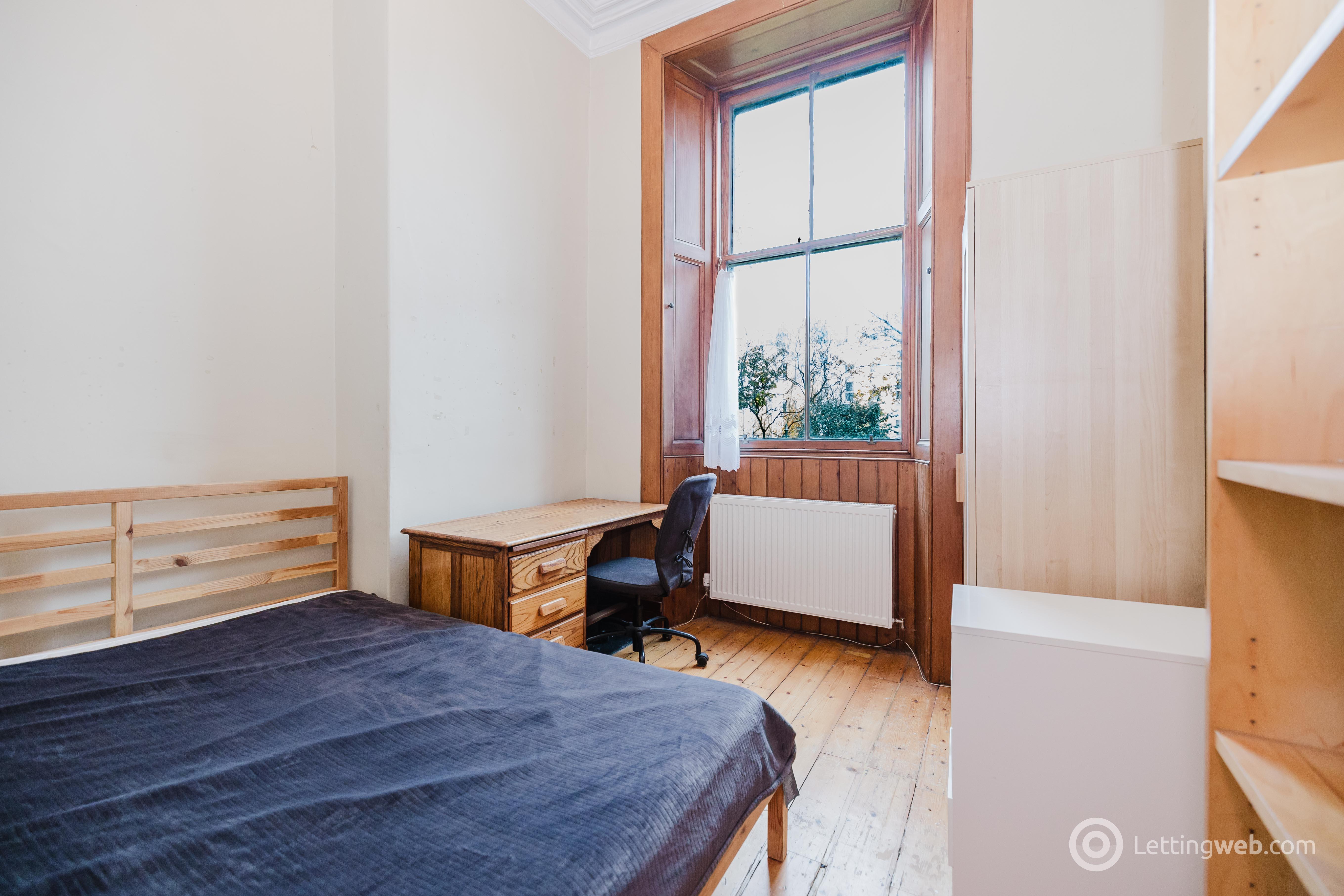 Property to rent in Lutton Place, Edinburgh, EH8