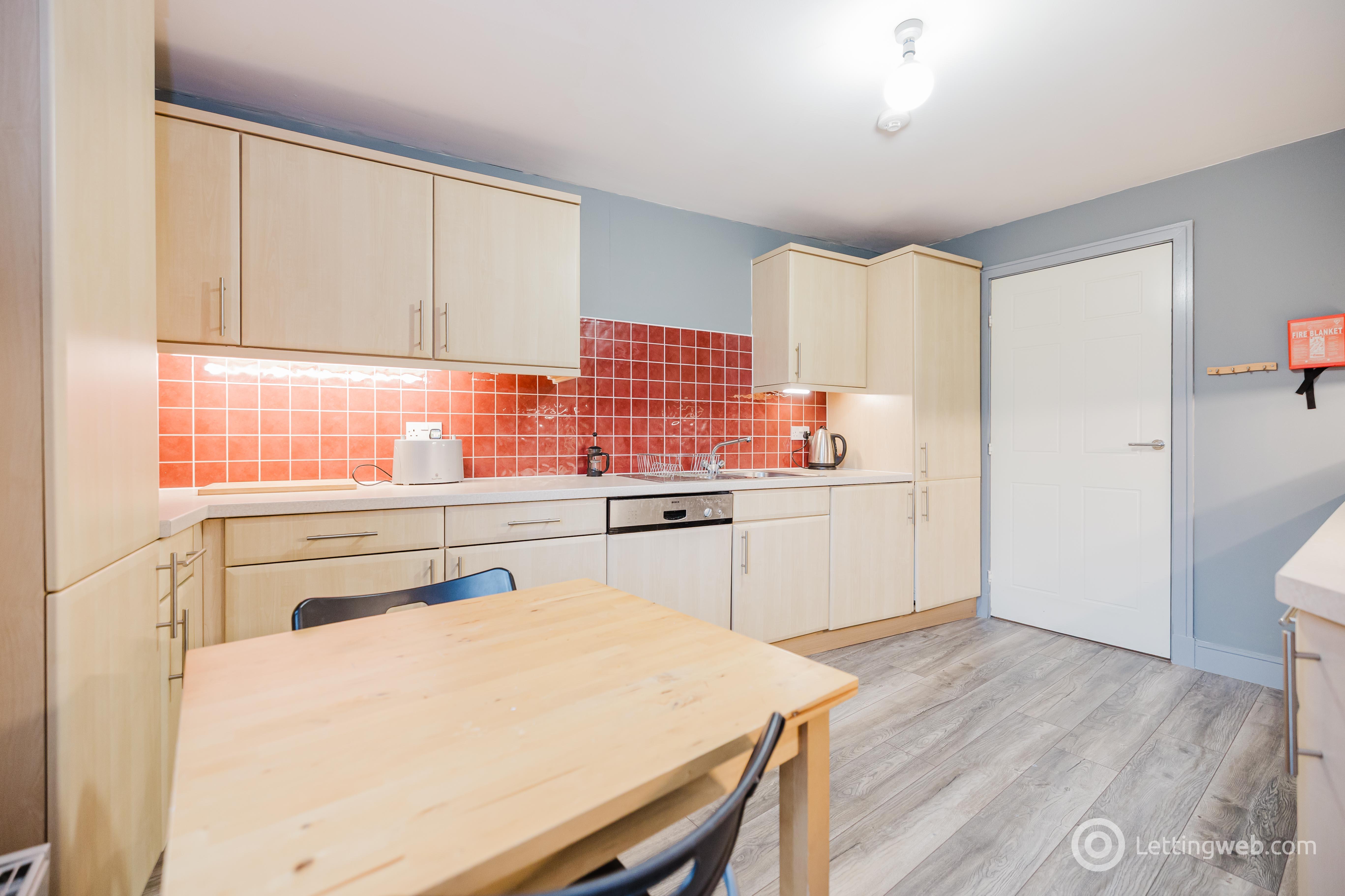 Property to rent in Hopetoun Crescent, Edinburgh, EH7