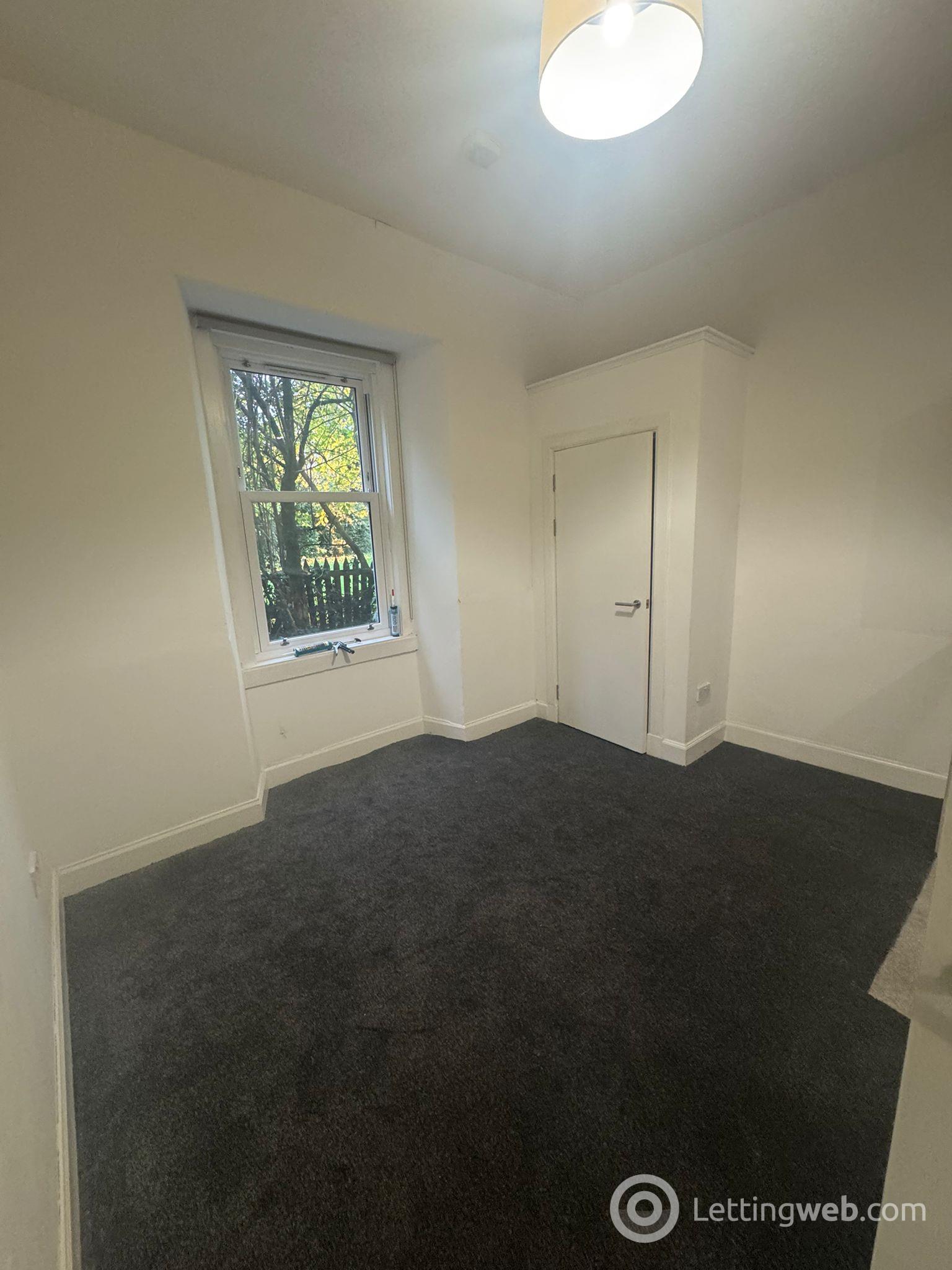 Property to rent in 6 Forfar Road