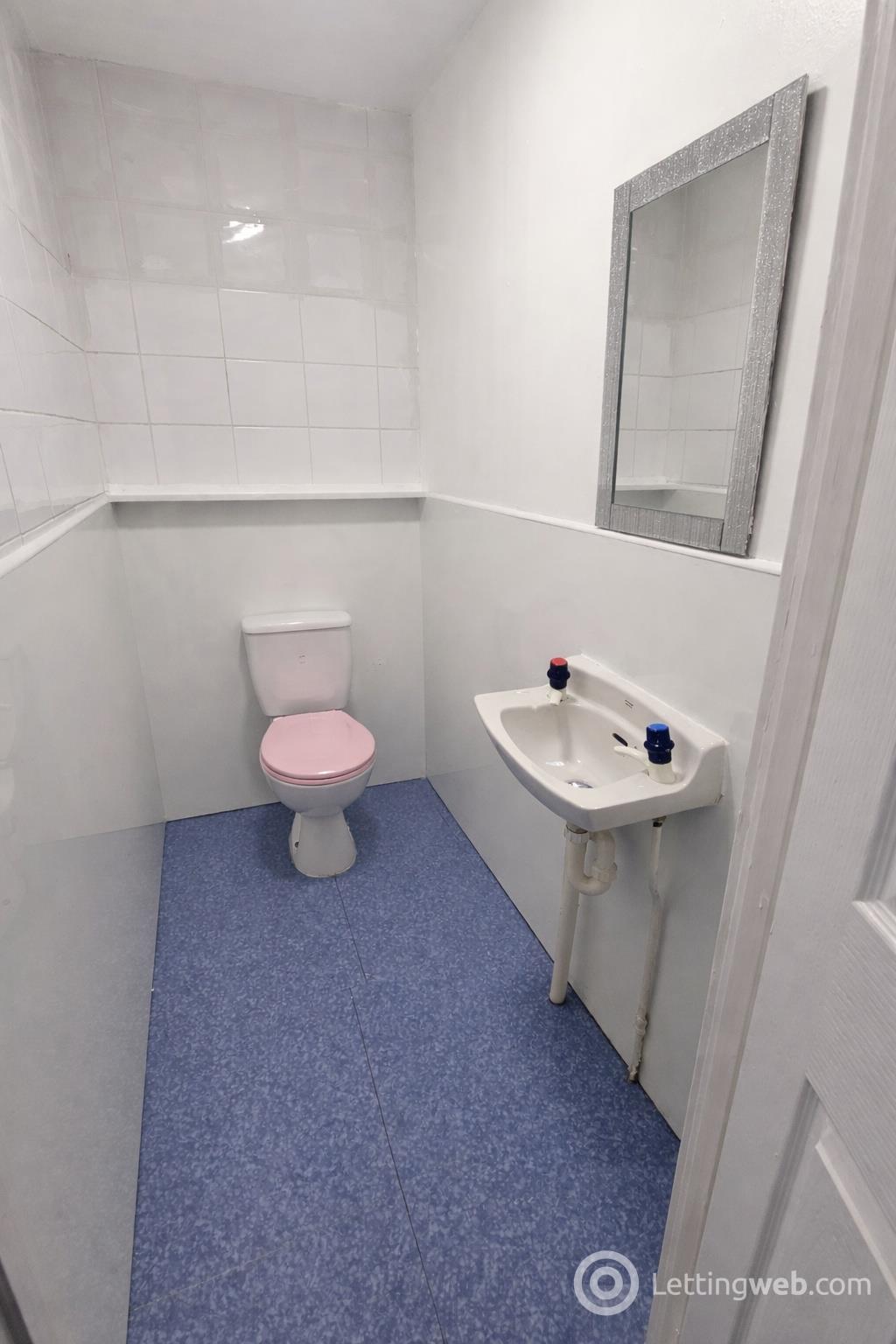 Property to rent in 52 Watson Street