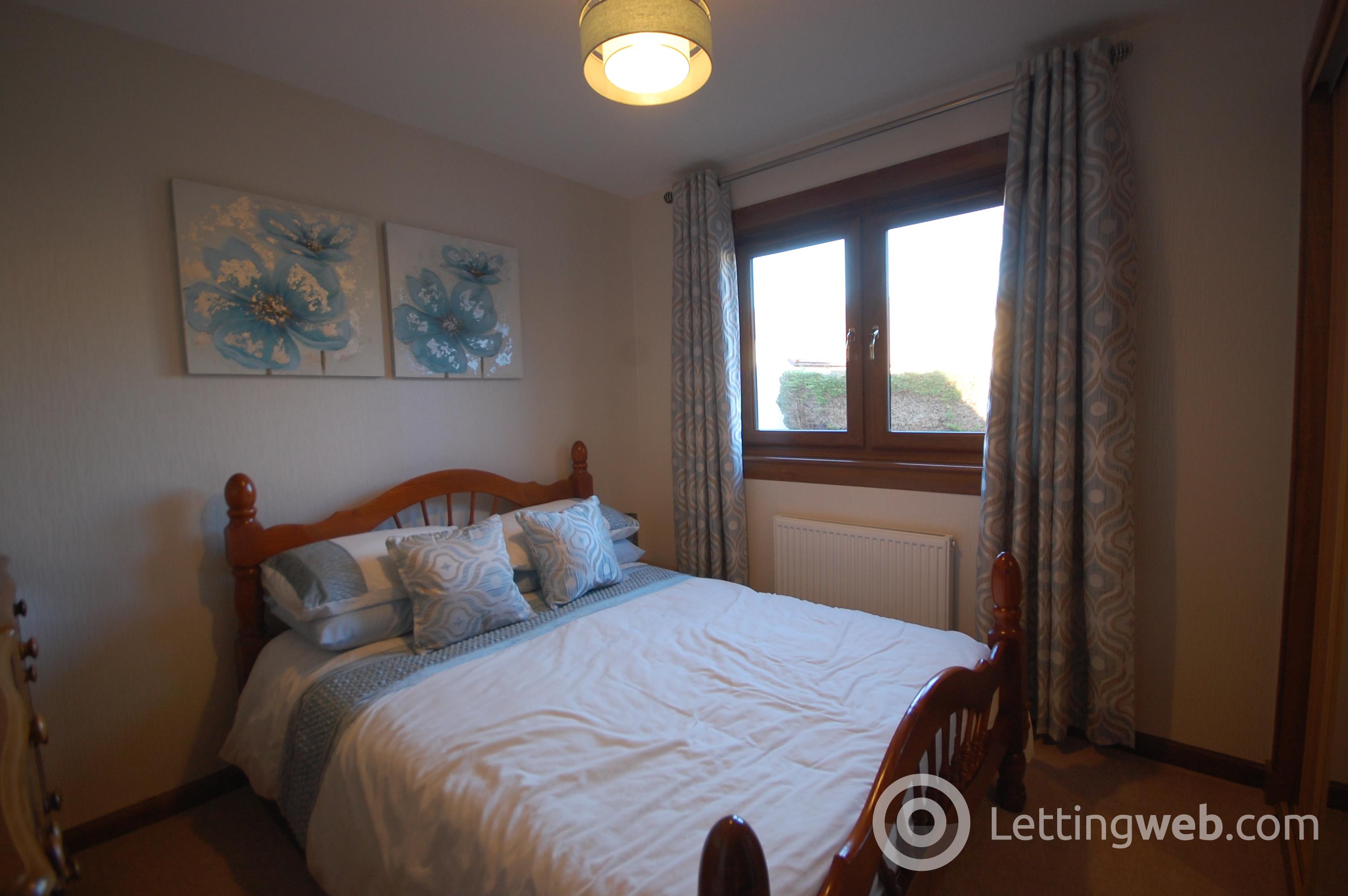 Property to rent in Kippford Street