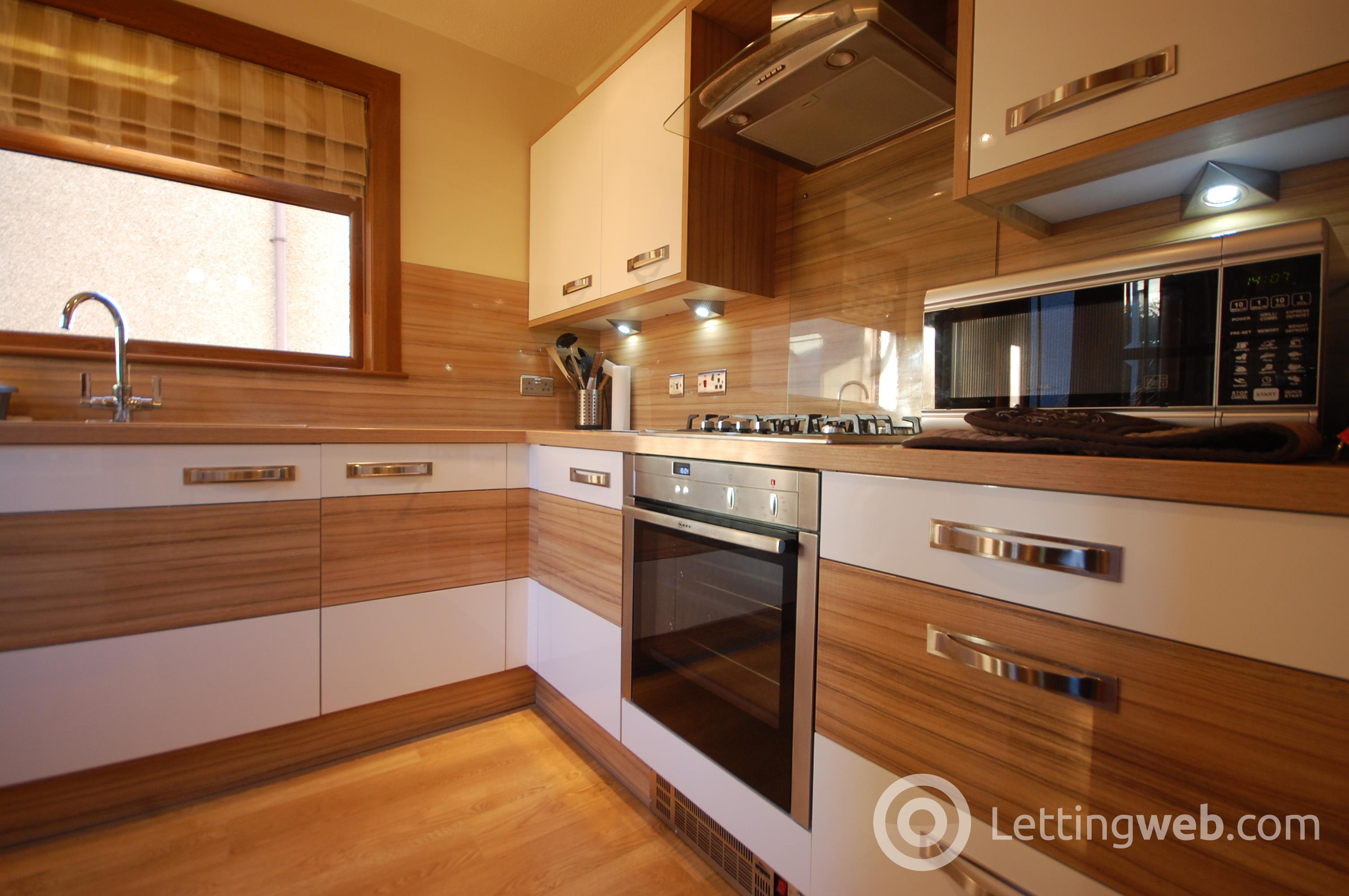 Property to rent in Kippford Street