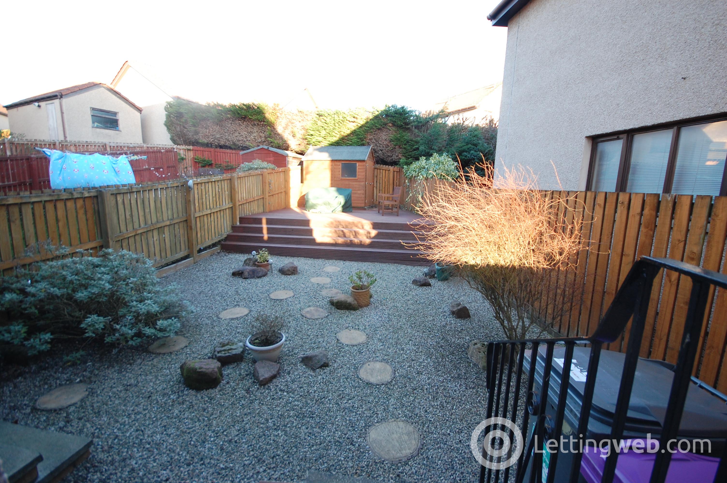 Property to rent in Kippford Street