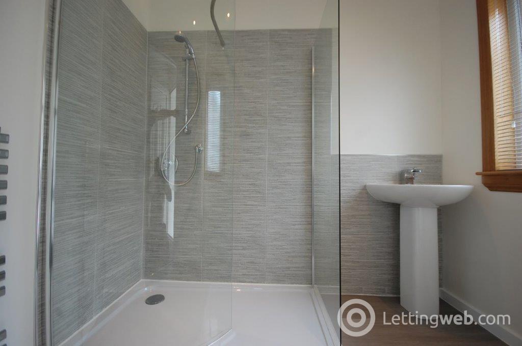 Property to rent in 40 NEWHALL GARDENS DUNDEE