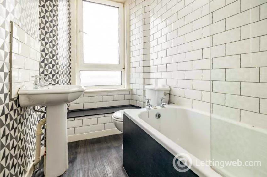Property to rent in 27 Constitution Street, Dundee