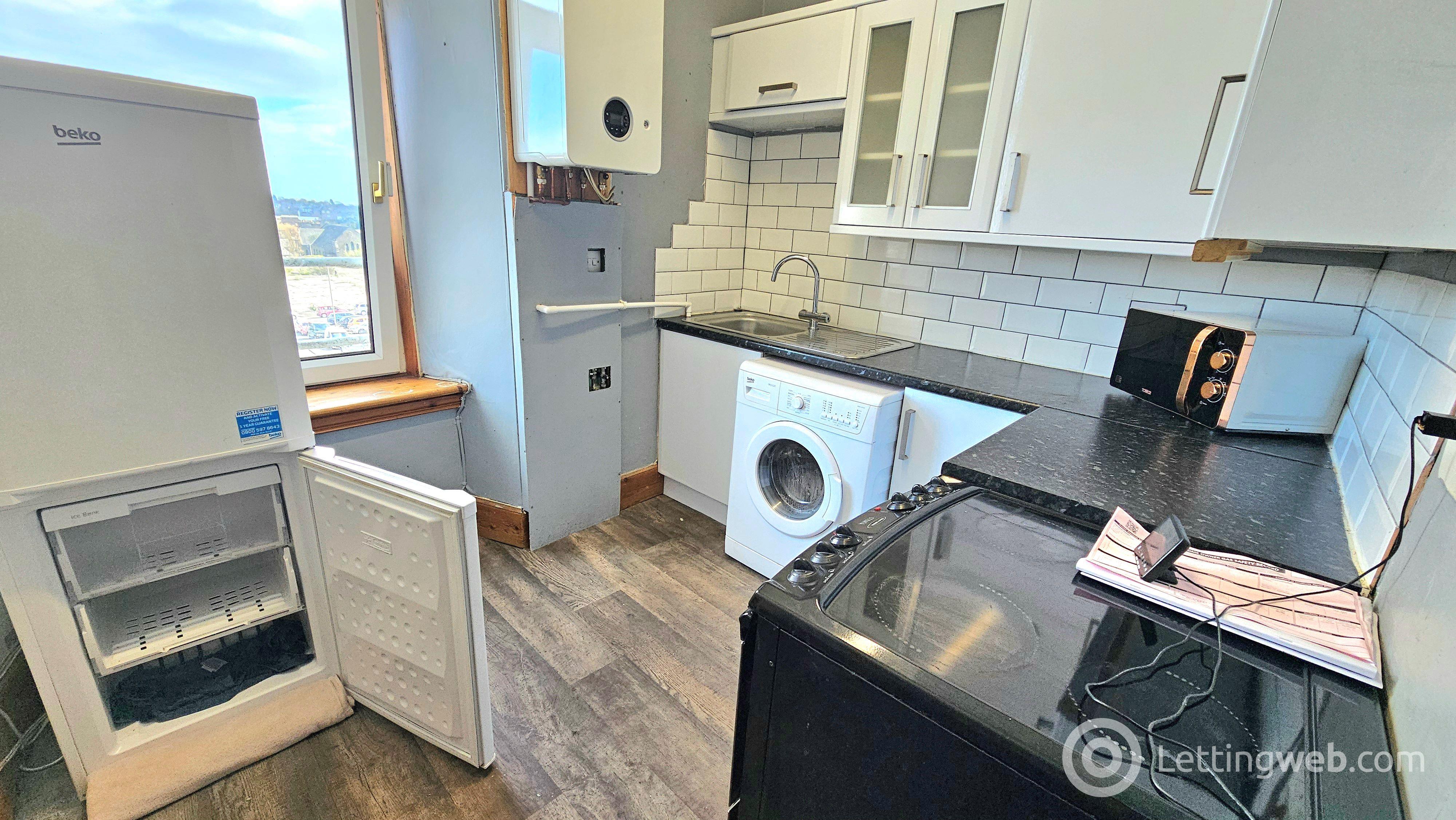 Property to rent in Strathmartine Road, Dundee