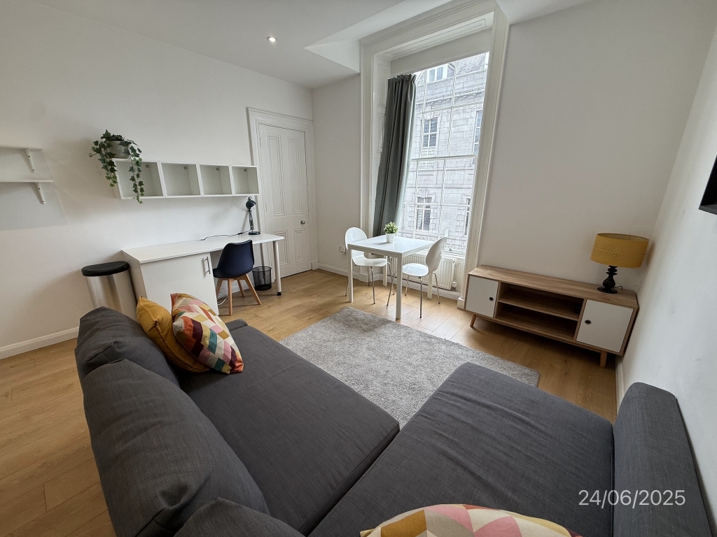 Property image 11 for - Crown Street, First Floor Left, Aberdeen, Aberdeenshire, AB11, AB11