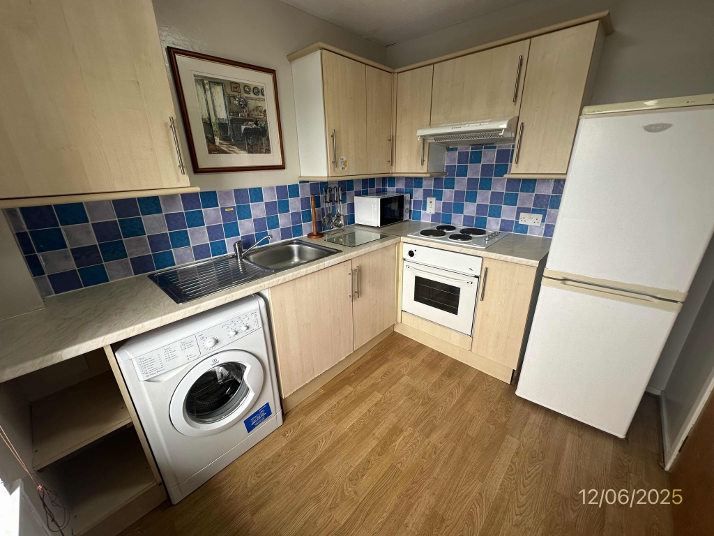Property image 2 for - Thistle Court, Top Floor, Aberdeen, AB10, AB10