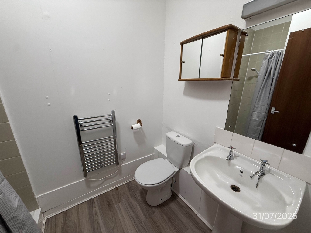 Property image 3 for - Hardgate, Top Floor Right, Aberdeen, AB11, AB11