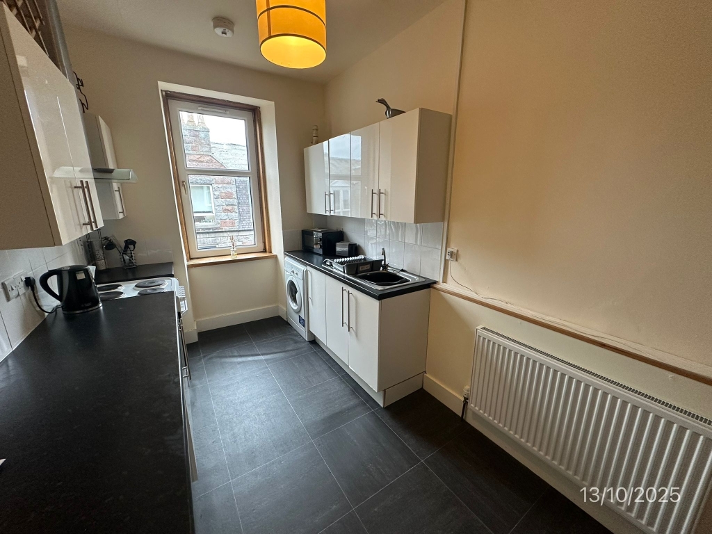Property image 7 for - Raeburn Place, Top Floor Right, Aberdeen, AB25, AB25