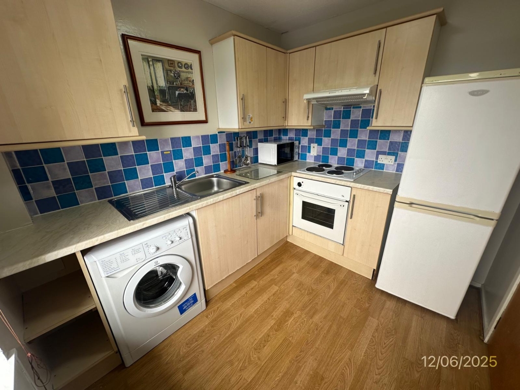 Property image 2 for - Thistle Court, Top Floor, Aberdeen, AB10, AB10