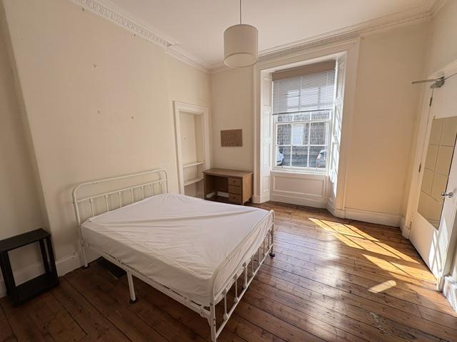Property image 4 for - 14 Queen Street, Stirling, FK8 1HN, FK8