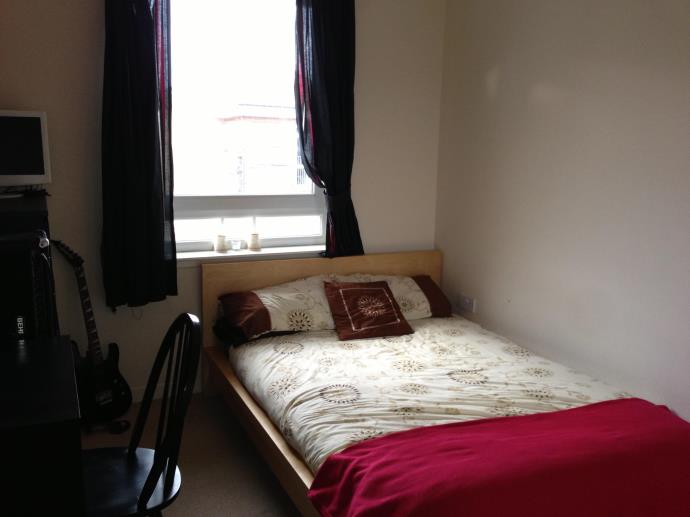 Property image 4 for - 3/2, 4 Whitehill Court, Glasgow, G31 2BA, G31