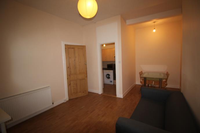 Property image 2 for - Wardlaw St, EH11